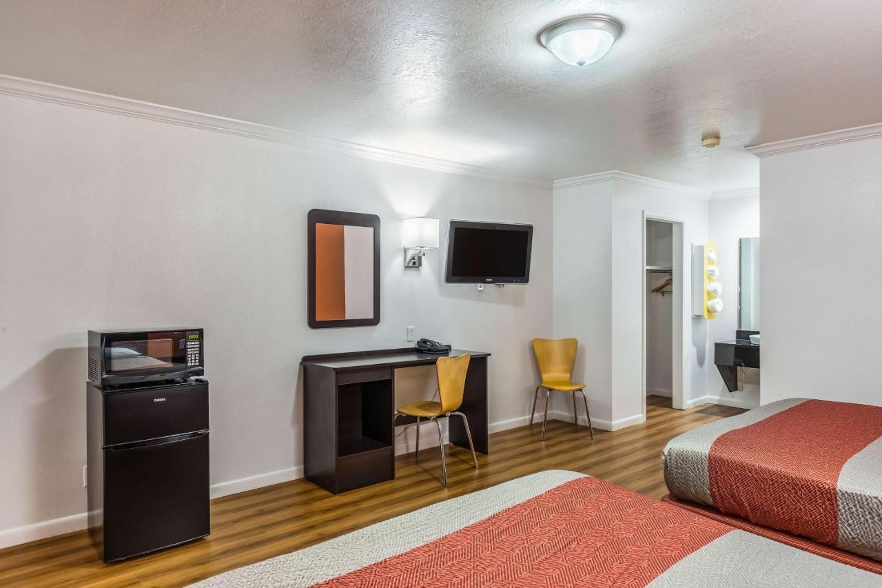 Motel 6 Tremonton, Utah 외부 사진