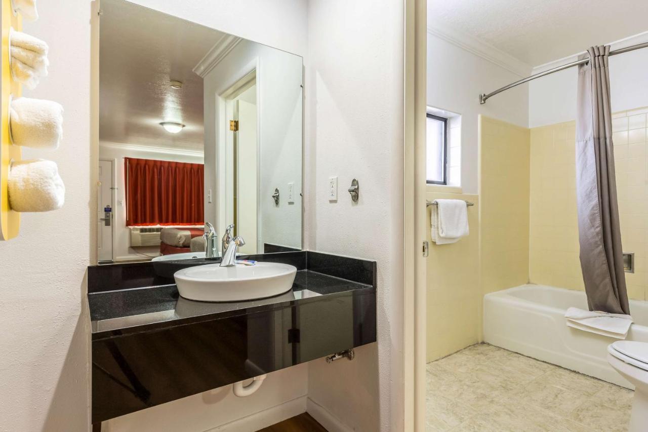 Motel 6 Tremonton, Utah 외부 사진